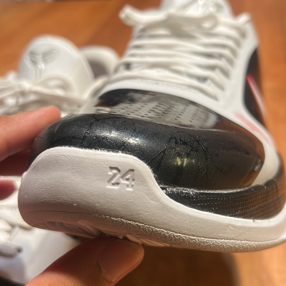 Kobe basketball shoes size 10 - Picture 17 of 17